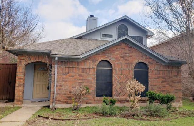 2902 Peninsula Way - 2902 Peninsula Way, Carrollton, TX 75007