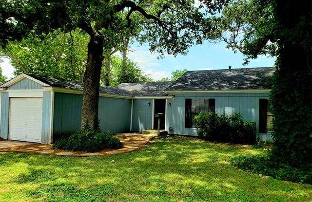 1107 W Sanford Street - 1107 West Sanford Street, Arlington, TX 76012