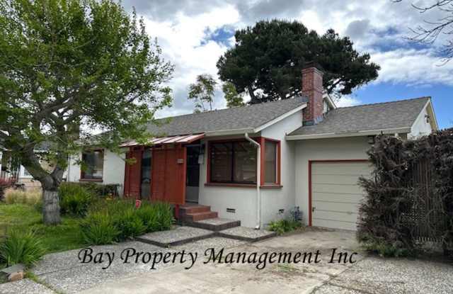 Charming 3 bedroom 2 bath home in South Salinas photos photos