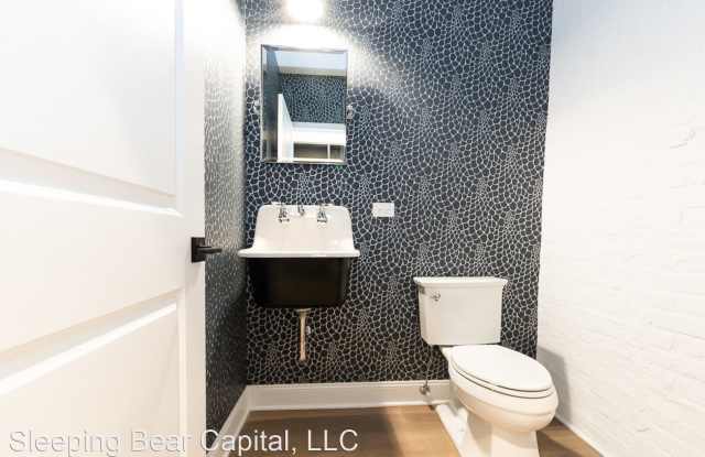 2844 W. McLean Ave. Unit 1 Gallery 4