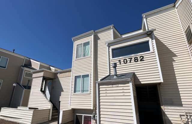 Studio Apartment in High Hollows Condominiums photos photos