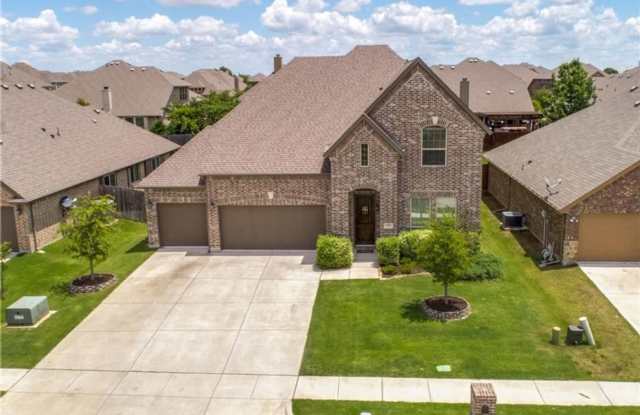 Spacious 4BR House in Melissa Gallery 1