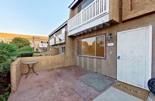 4907 Shark Dr: Spacious 2 Bed 1.5 Bath Condo Near the Beach! - 4907 Shark Drive, Huntington Beach, CA 92649