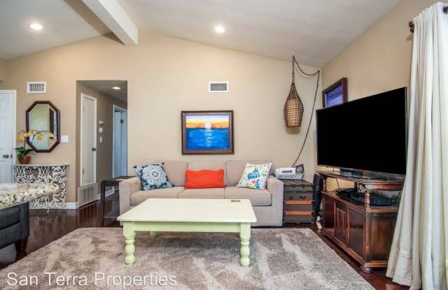 6423 Delbarton St. Gallery 4