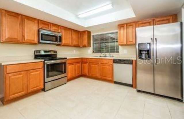 243 E HORNBEAM DRIVE Gallery 4