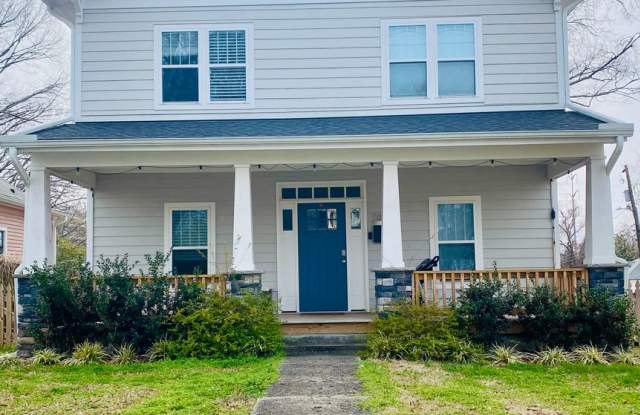 Spectacular 4Bed/3Bath Minutes to Duke with Fenced In Yard photos photos