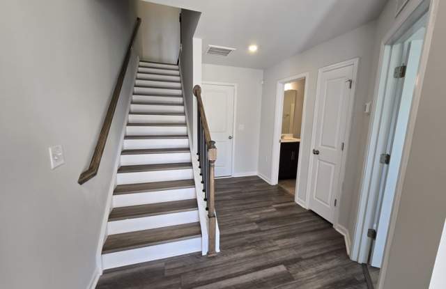 2437 Kasota Lane Gallery 4