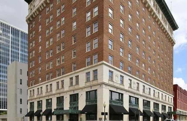 Lafayette Building 7A Gallery 1