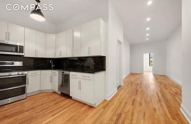 281 Grand Street - 281 Grand Street, New York City, NY 10002