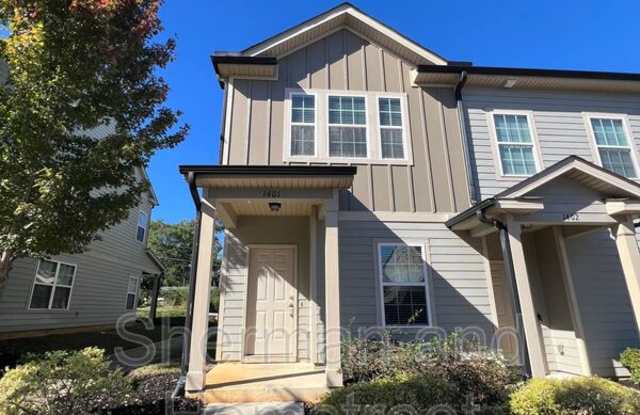 1401 Joiner Circle Gallery 1