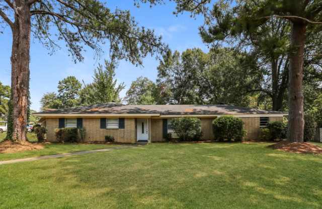 5820 Medallion Drive Gallery 1