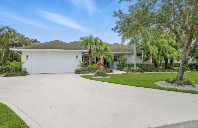 900 White Tail Avenue SW photos photos