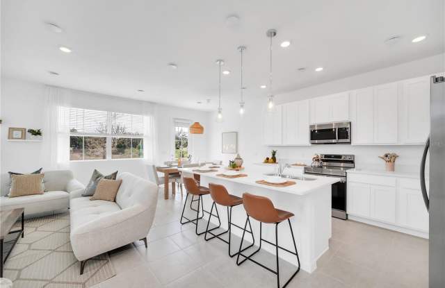 657 LONGBOAT Drive Gallery 2
