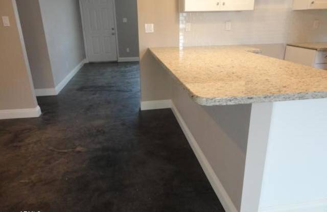 13810 N 31ST Drive Gallery 3
