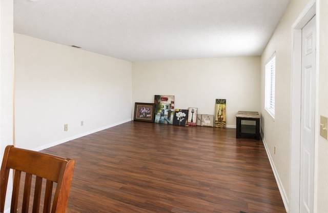 4615 Bayshore Drive Gallery 3