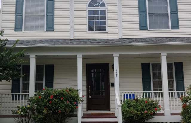 824 N WAKEFIELD STREET - 824 North Wakefield Street, Arlington, VA 22203