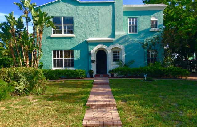 382 Ellamar Road - 382 Ellamar Road, West Palm Beach, FL 33405