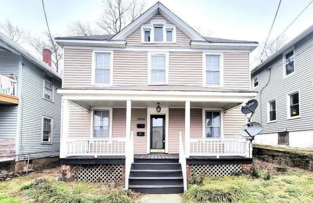 1306 Dale Avenue Southeast - Lower - 1306 Dale Avenue Southeast, Roanoke, VA 24013