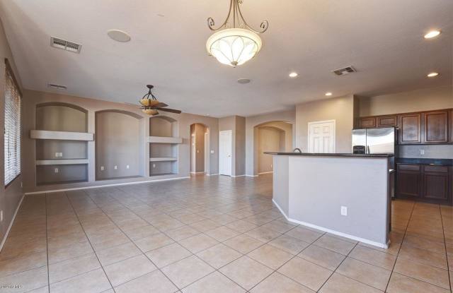 6028 W QUESTA Drive Gallery 3