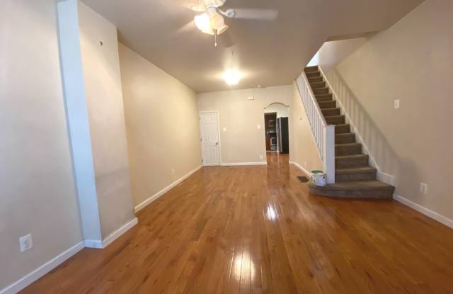 342 GLADSTONE Street photos photos