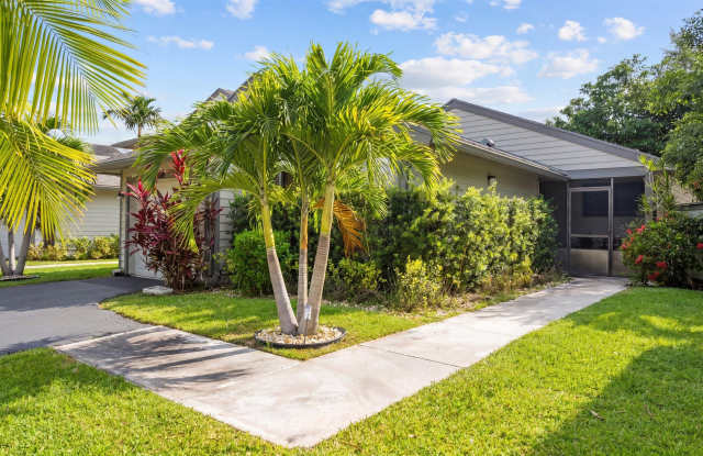 2482 Bedford Mews Drive Gallery 3