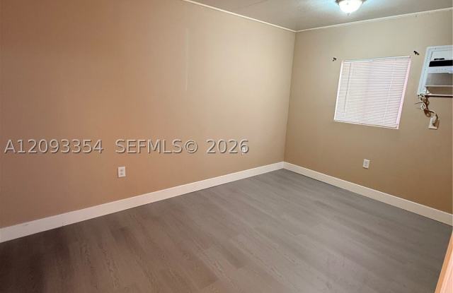 12401 W Okeechobee Rd Gallery 4