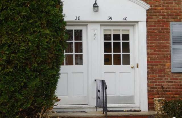 43 Conforti Ave Gallery 1