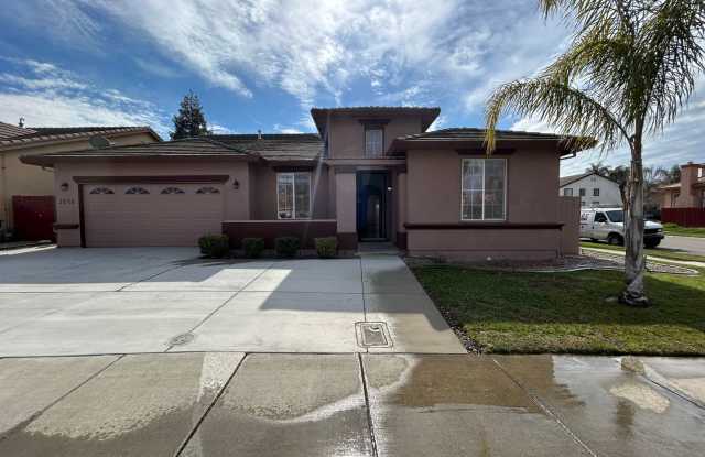 In-ground Pool - 3040 Paseo Entrada Road, Turlock, CA 95382