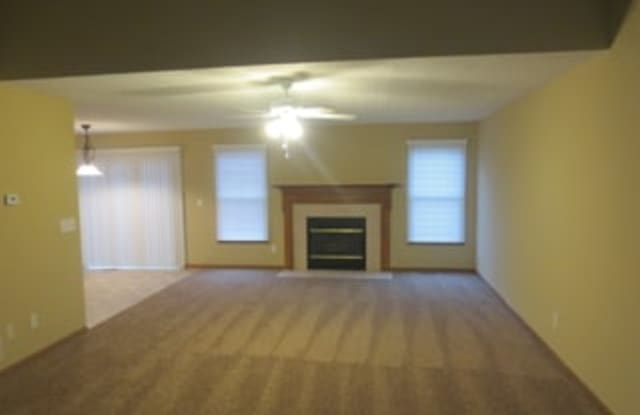 1840 Pine Grove Place Gallery 3