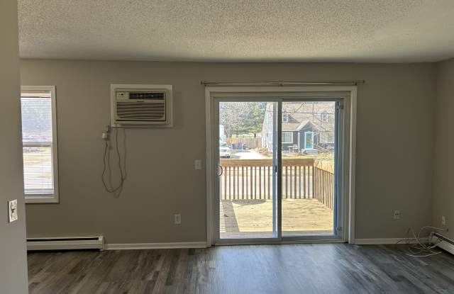 2944 Vineland Ave Se photos photos