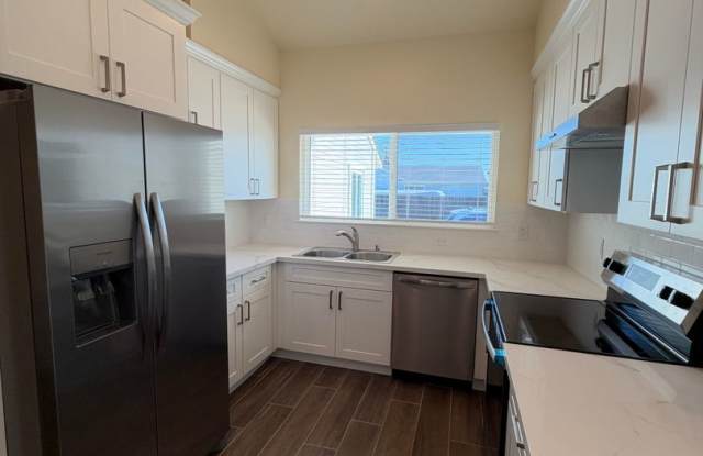 Updated 3 bedroom home Gallery 4