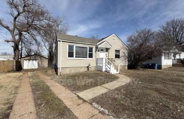 8333 Whitewater Dr photos photos