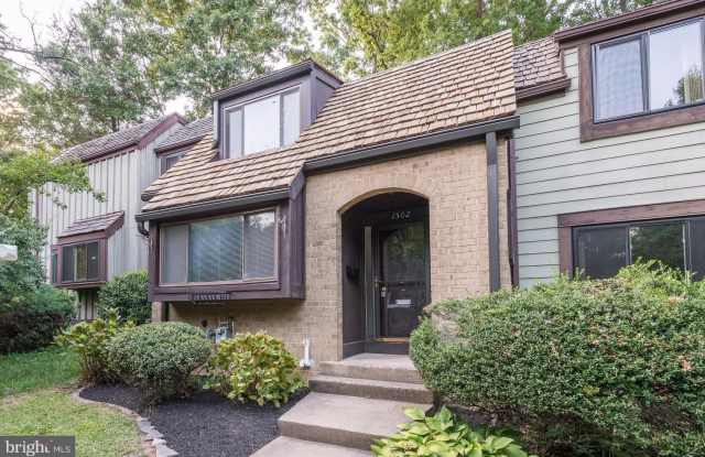 1502 FARSTA Court photos photos