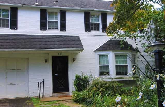 233 Forrest Avenue photos photos