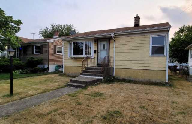 2716 White Oak Avenue Gallery 2