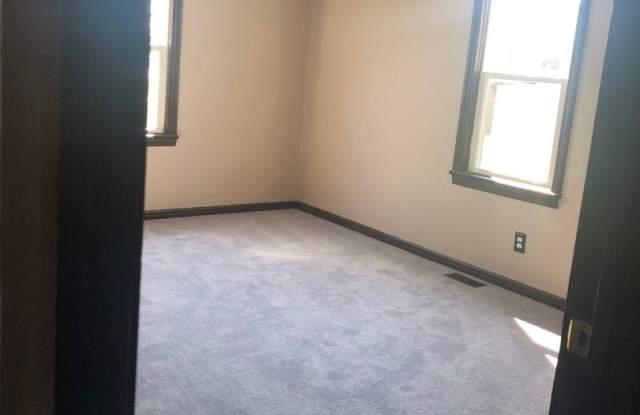 4705 28th Ave - 4705 28th Avenue, Kenosha, WI 53140