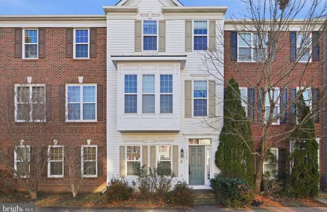 13532 STARGAZER Terrace - 13532 Stargazer Terrace, Centreville, VA 20120