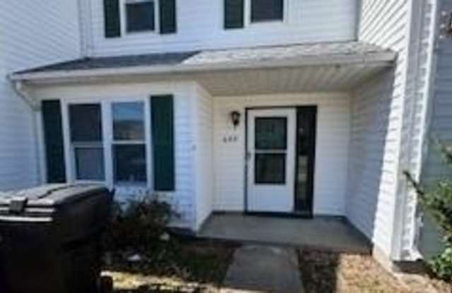 639 Aubrey ST photos photos