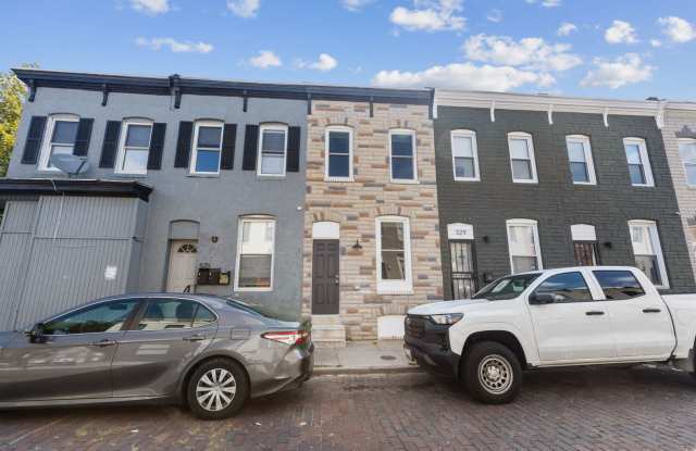 Newly Renovated 2 Bedroom and 1.5 Bath photos photos