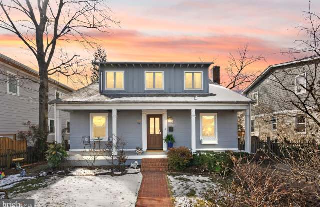 1804 S OAKLAND Street photos photos