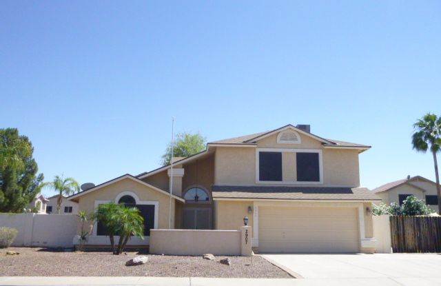 2907 East Leonora Gallery 2