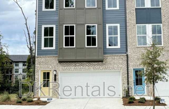 1479 Creekside CIrcle photos photos