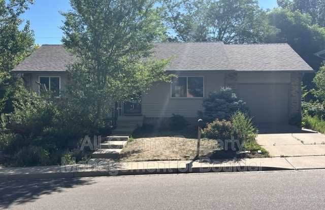 1040 Ithaca Dr photos photos