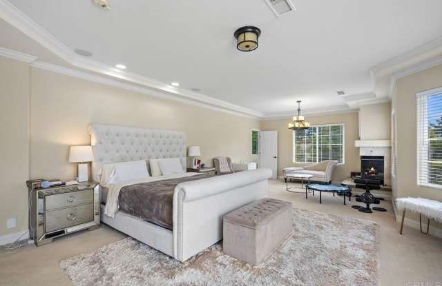 402 Milagrosa Circle - 402 Milagrosa Circle, Chula Vista, CA 91910