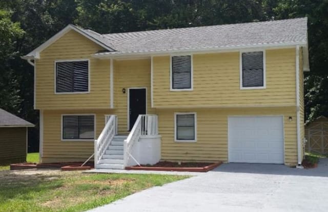 8401 Beechwood Trce - 8401 Beechwood Trace, Clayton County, GA 30274