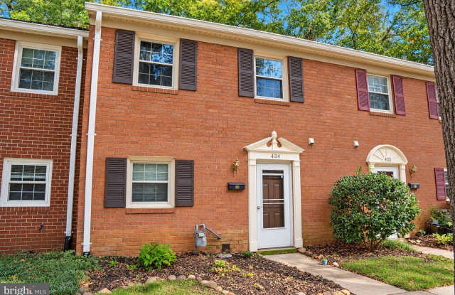 434 GREENBRIER Court Gallery 1