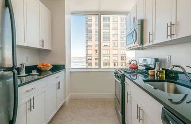 317 W 45th St # 204 - 317 West 45th Street, New York City, NY 10036