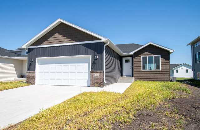 4 Bed 3 Bath Single Family Home photos photos