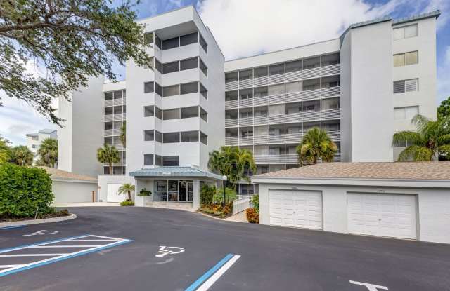 ** NAPLES COVE @ BAY FOREST ** 2 BED / 2 BATH CONDO - NORTH NAPLES - ANNUAL RENTAL photos photos
