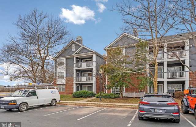 20320 BEECHWOOD Terrace unit: 203 photos photos